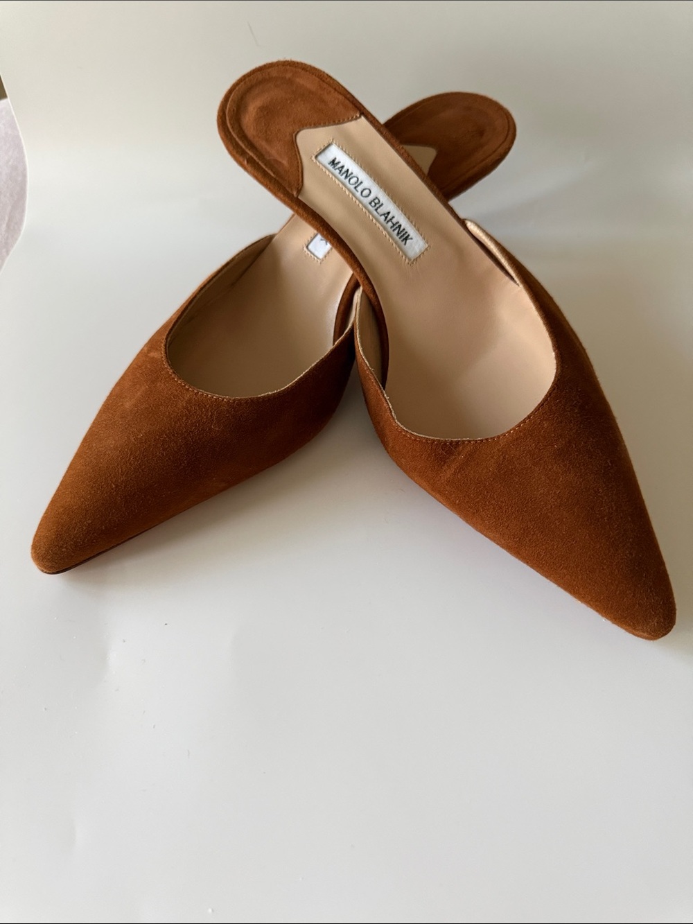 Manolo Blahnik Tan Brown Suede Pointed-Toe Mule